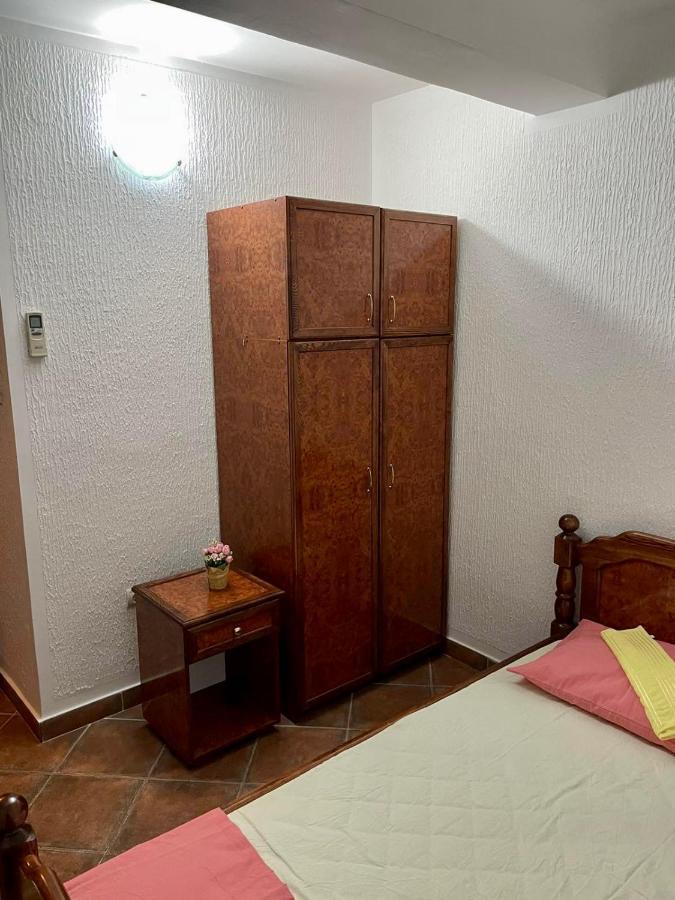 Vila Monte Hotel Budva Bagian luar foto