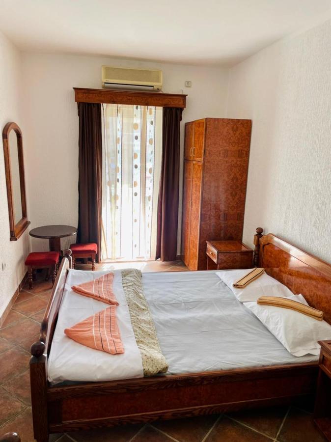 Vila Monte Hotel Budva Bagian luar foto