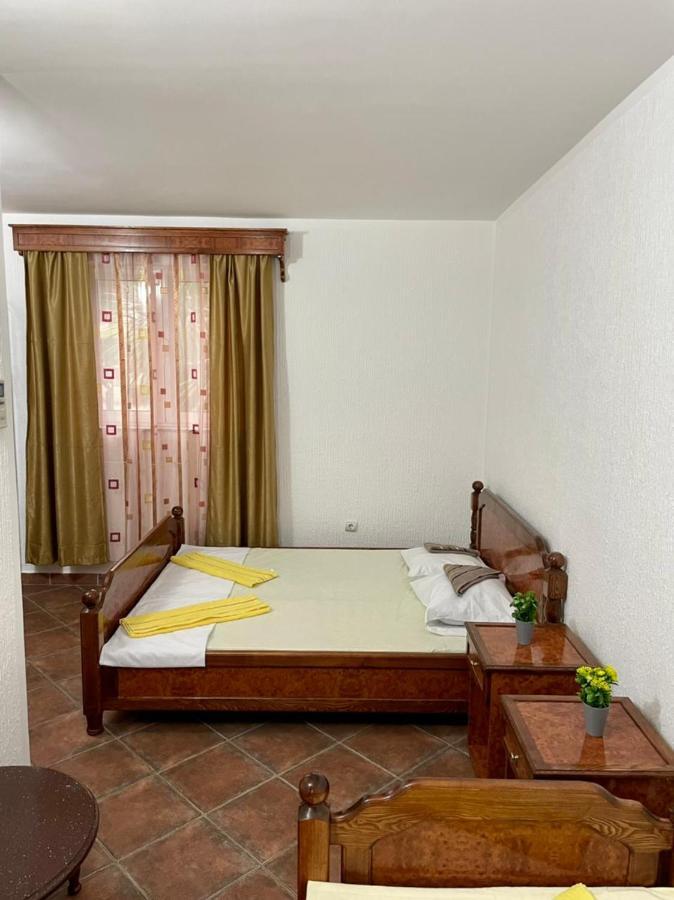 Vila Monte Hotel Budva Bagian luar foto