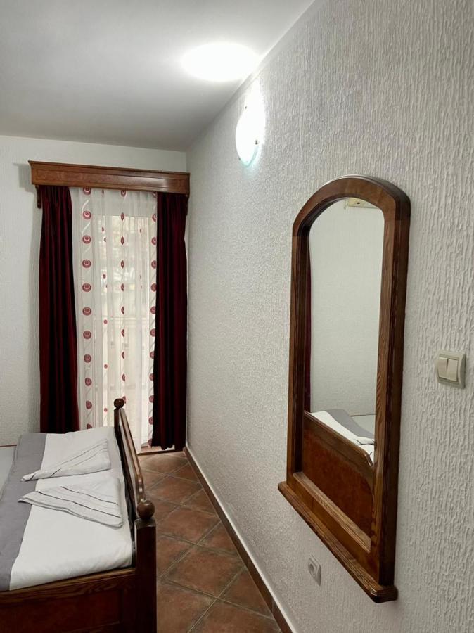 Vila Monte Hotel Budva Bagian luar foto