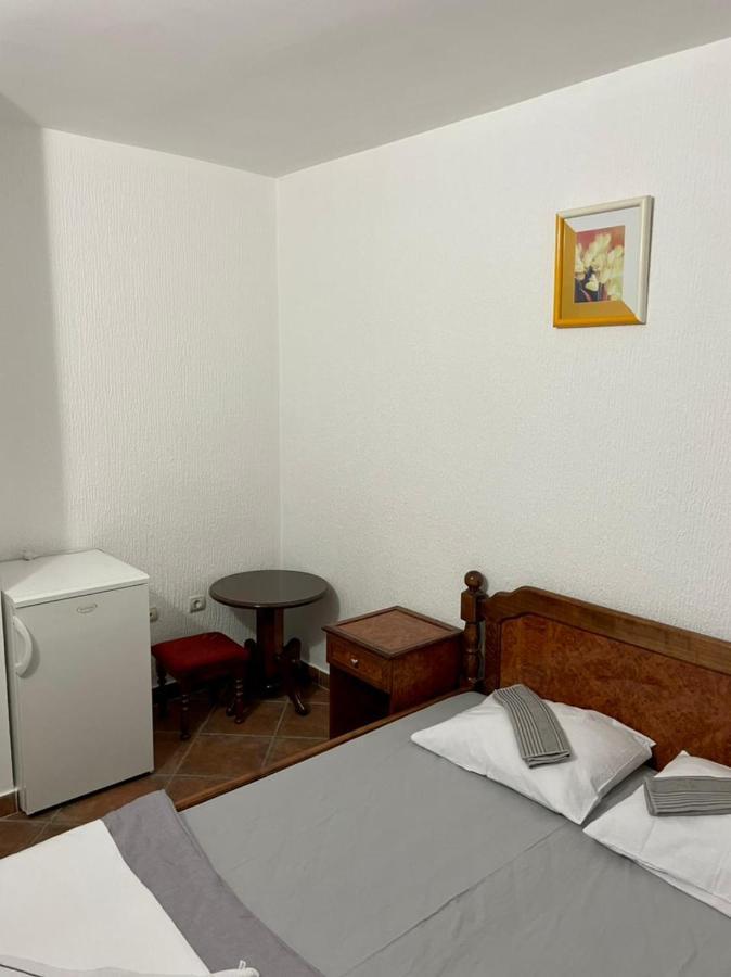 Vila Monte Hotel Budva Bagian luar foto